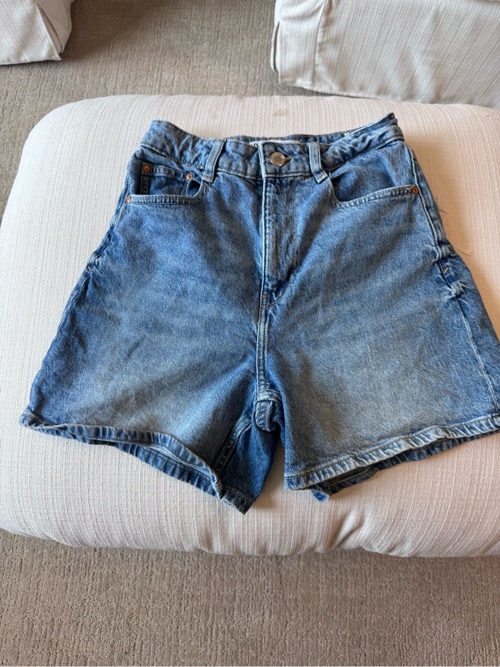 Classic High-Waist Denim Shorts - Blue